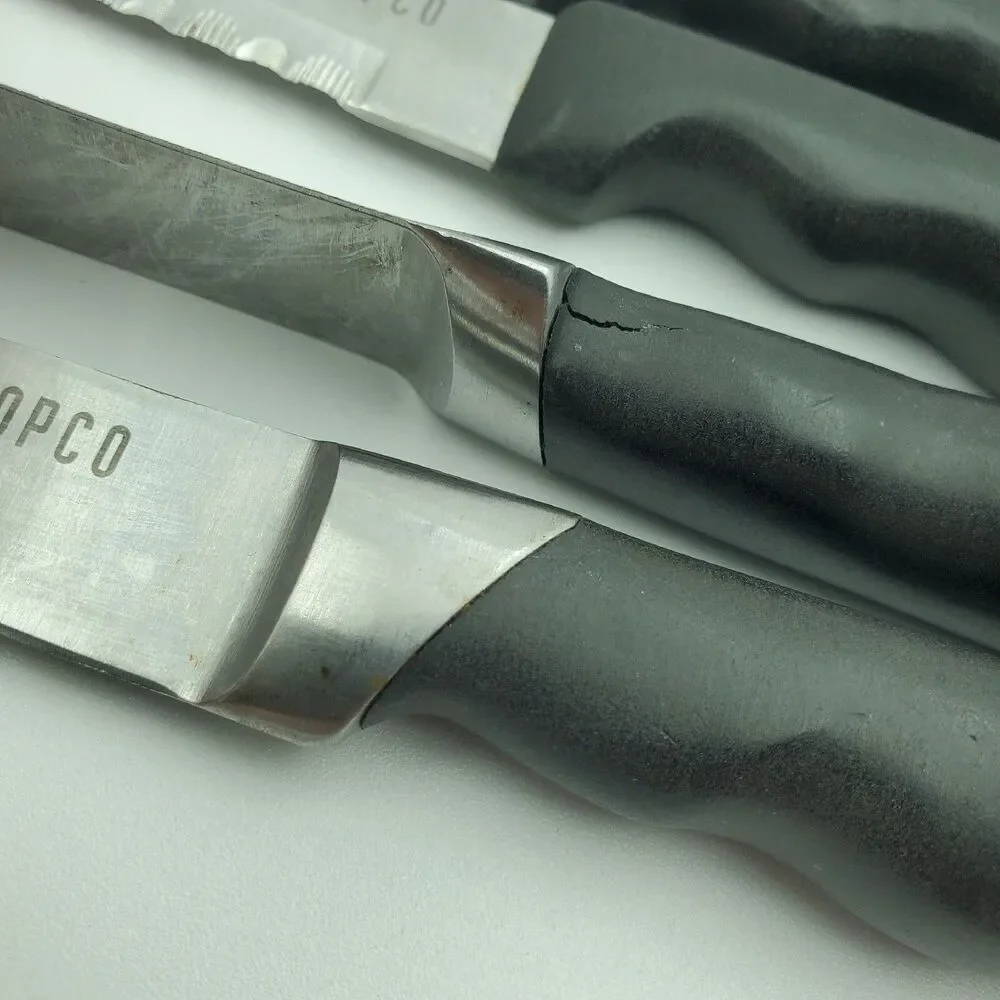 Set of 5 Copco Chefs Knives Bread, Steak x2, Utility x2 READ. Small Rust Spots